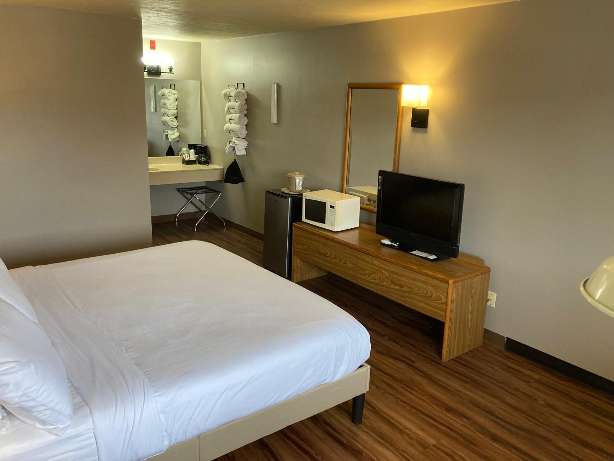 Valley Inn And Suites フレンチ・リック エクステリア 写真