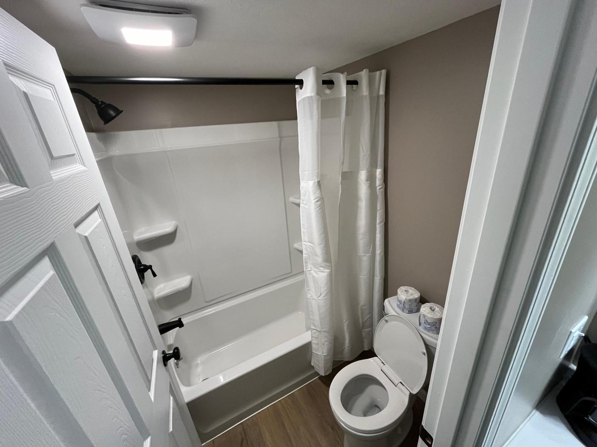 Valley Inn And Suites フレンチ・リック エクステリア 写真